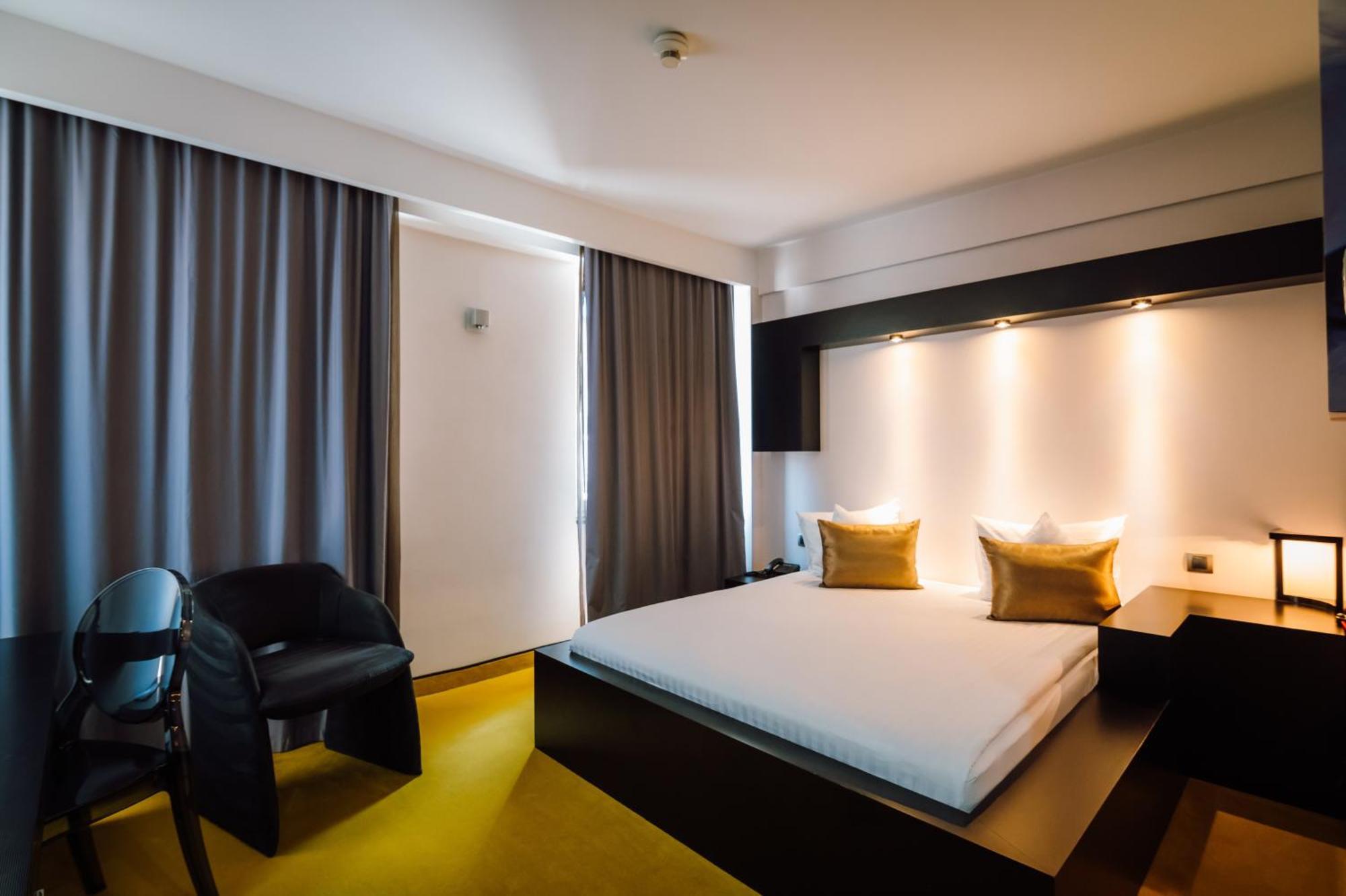 Târgu-Mureş Plaza V Executive Hotel מראה חיצוני תמונה