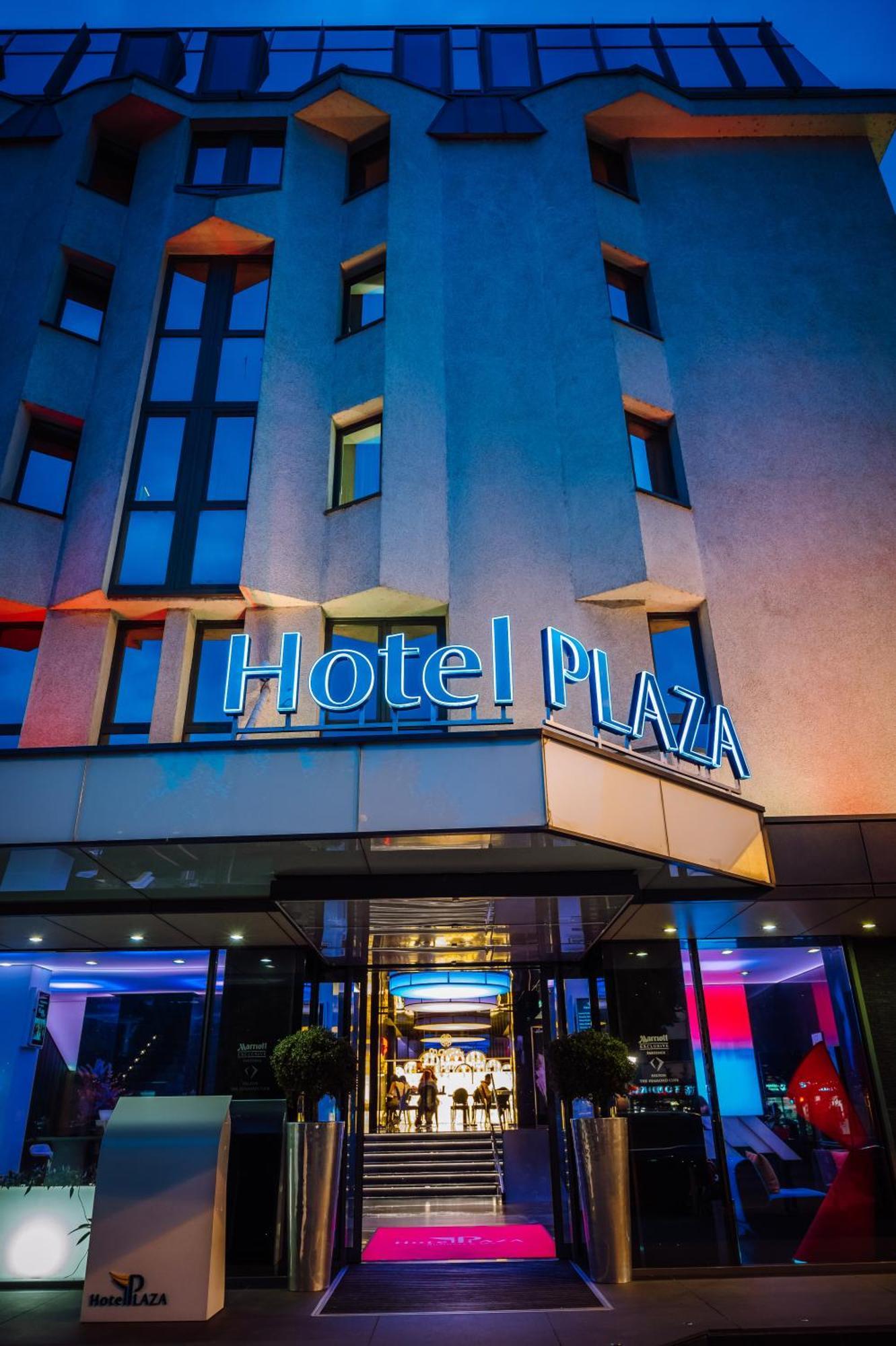 Târgu-Mureş Plaza V Executive Hotel מראה חיצוני תמונה