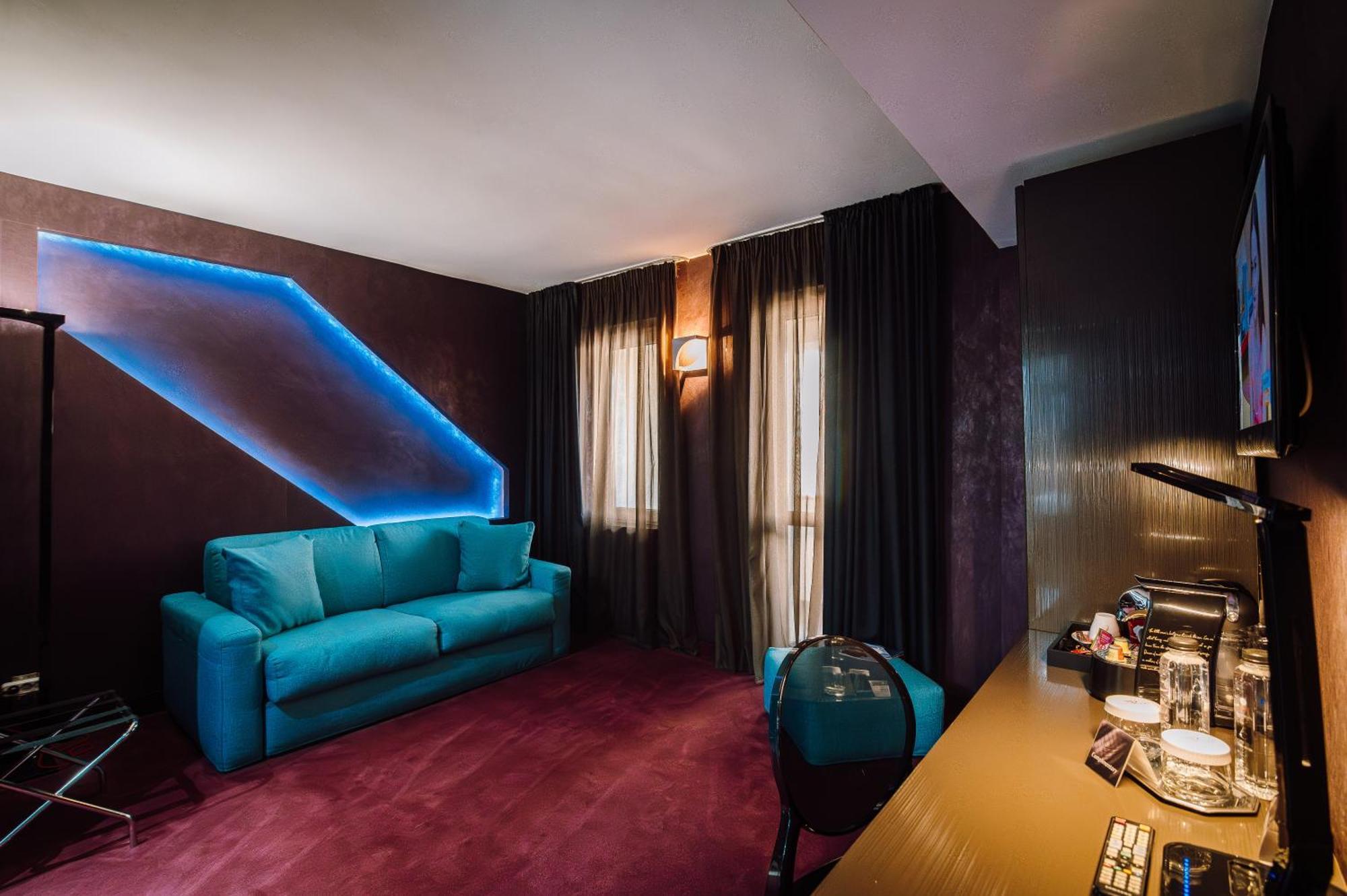 Târgu-Mureş Plaza V Executive Hotel מראה חיצוני תמונה