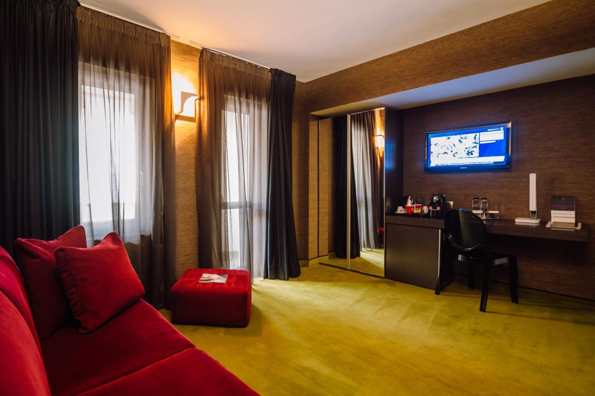 Târgu-Mureş Plaza V Executive Hotel מראה חיצוני תמונה